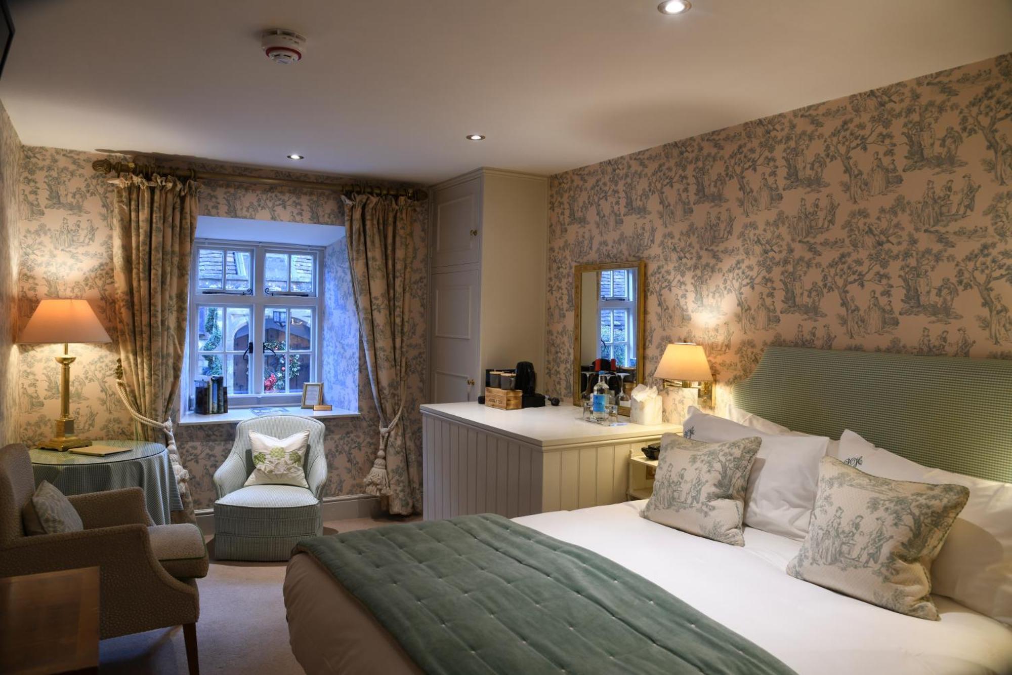 Priory Wareham Hotel Екстериор снимка