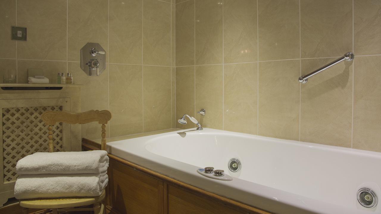 Priory Wareham Hotel Екстериор снимка