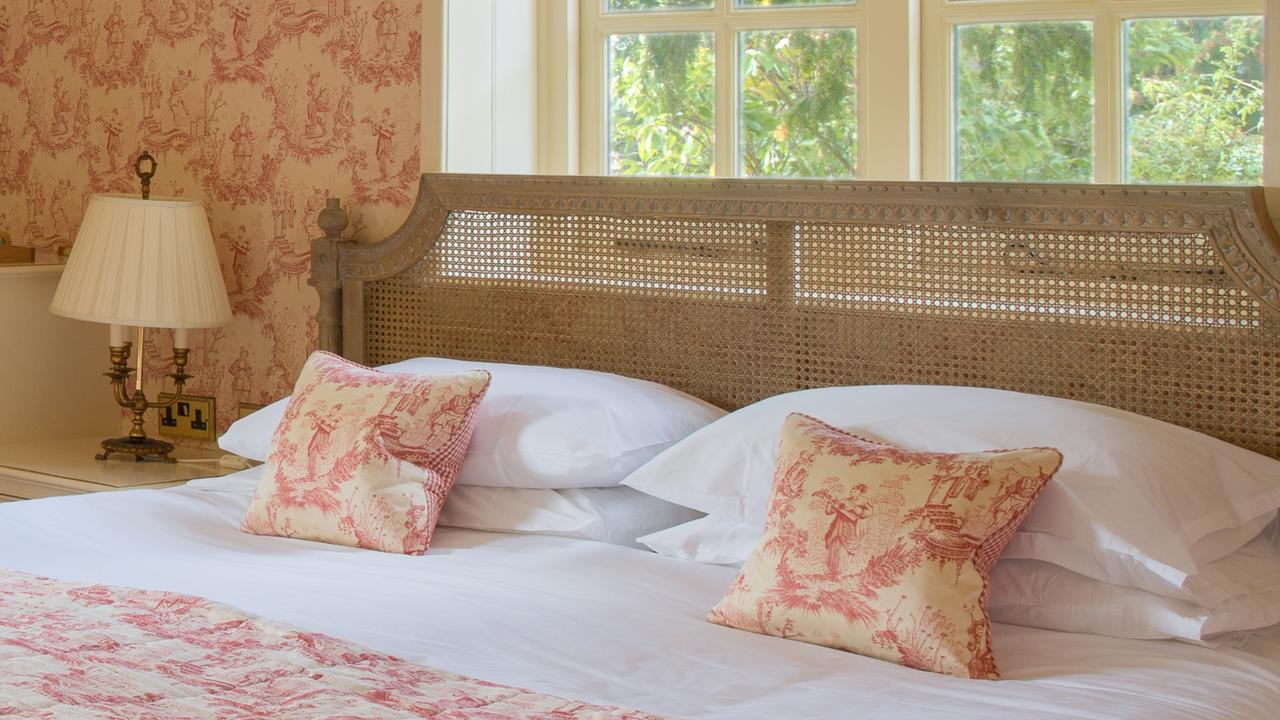 Priory Wareham Hotel Екстериор снимка