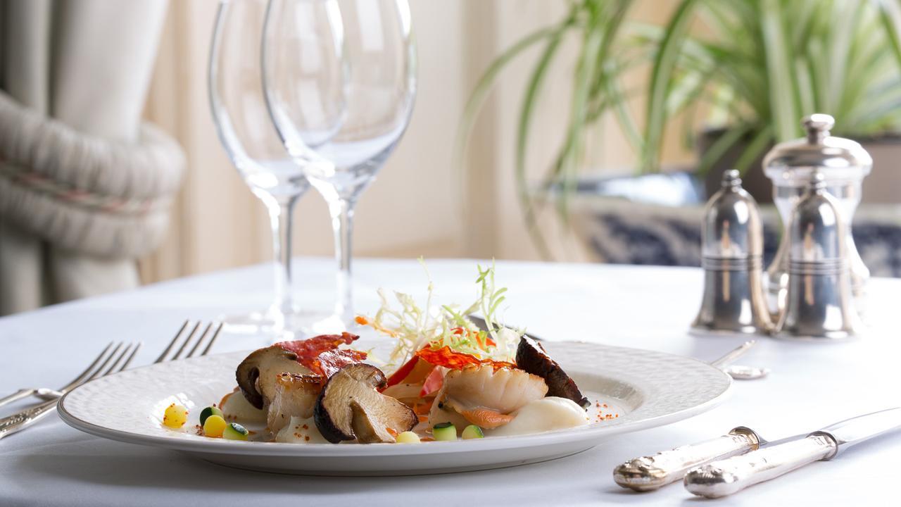 Priory Wareham Hotel Екстериор снимка